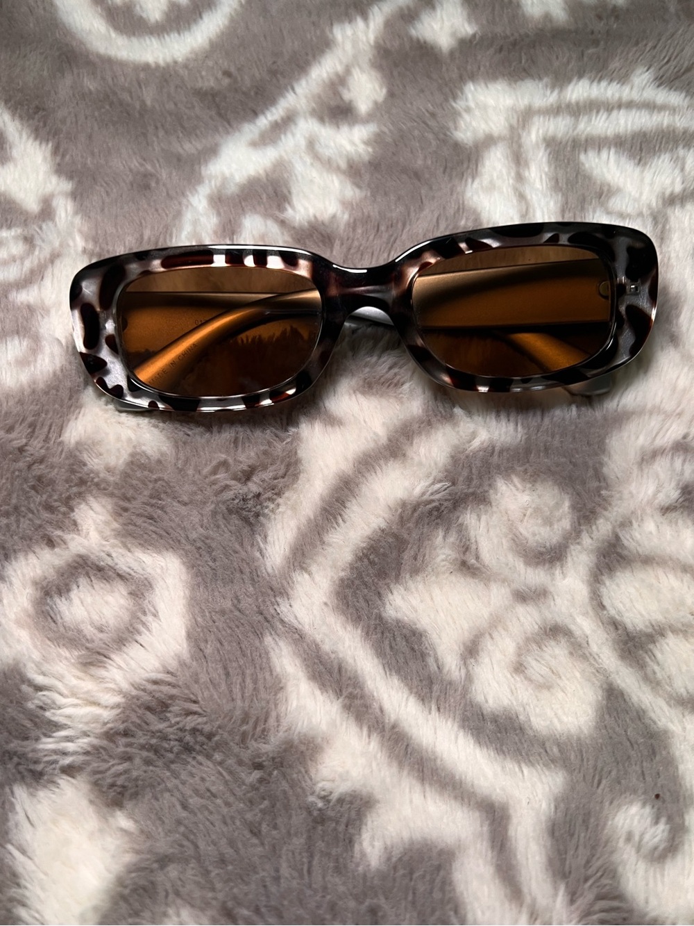 Marbled Tortoise Rectangle Sunglasses | Brown Lenses | Like New